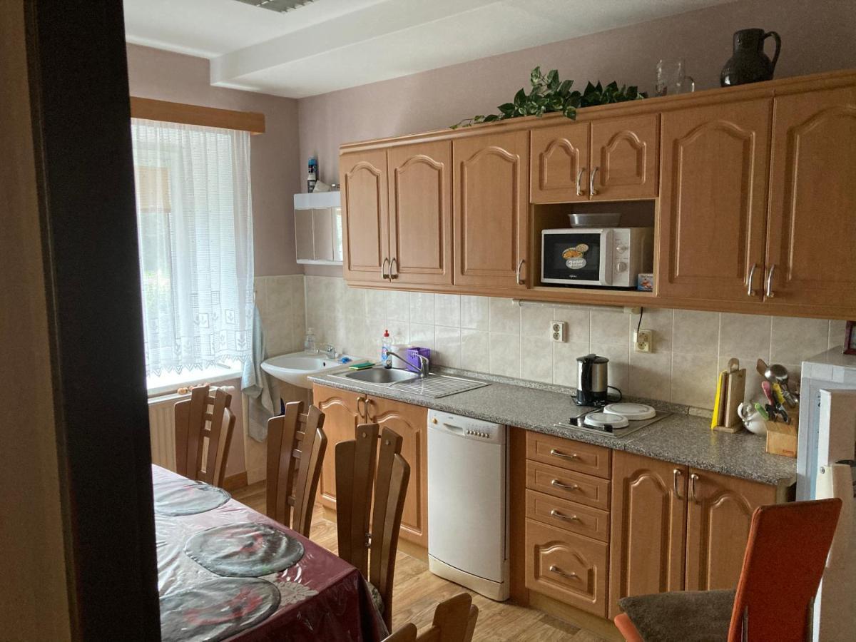 Meclov Apartment Luaran gambar